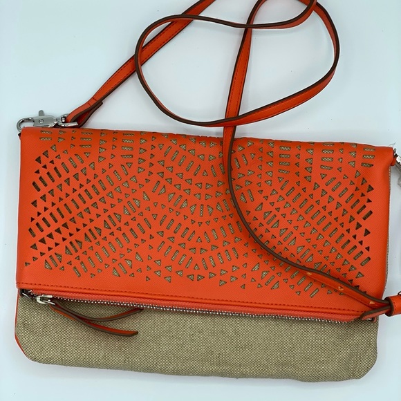 Ladies Stella & Dot crossbody purse - Picture 1 of 6
